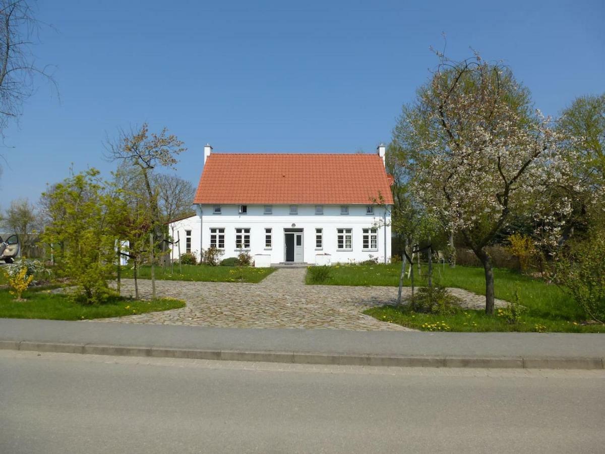 Traumhaftes Luxus-Ferienhaus Warnkenhagen  Zewnętrze zdjęcie